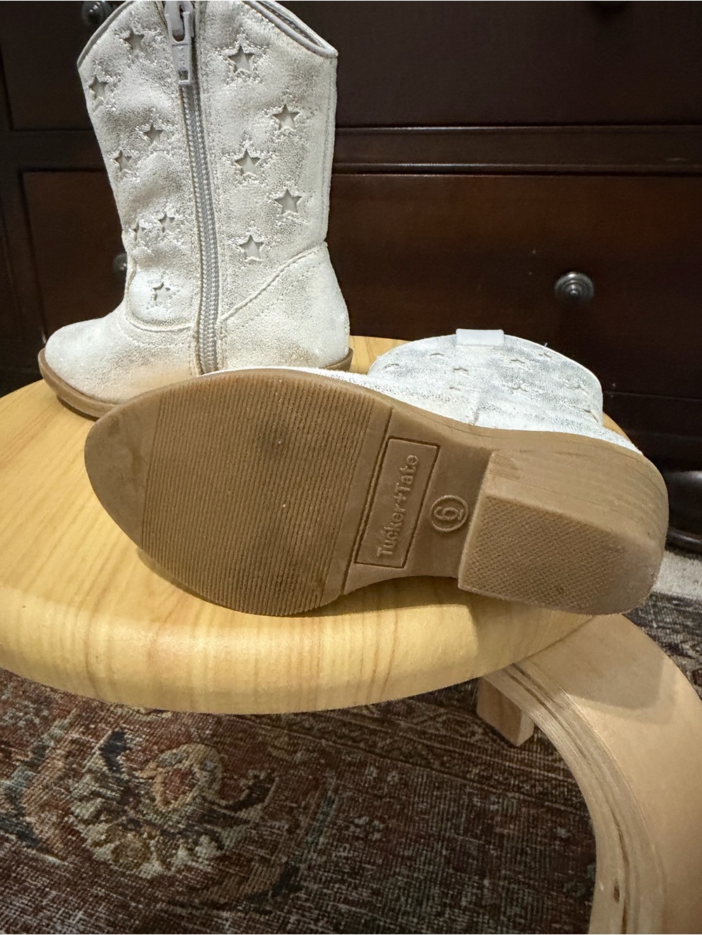 Tucker + Tate Cream Star-Embossed Girls Western Boots - Picture 2 of 4